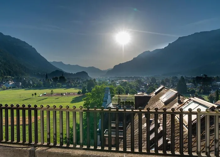 The Savoy Tower-interlaken מלון